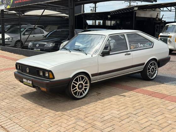 VOLKSWAGEN PASSAT 1.6 GL VILLAGE 8V ÁLCOOL 2P MANUAL
